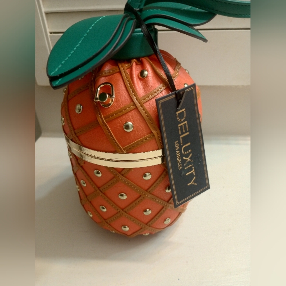 Deluxity Los Angeles Pineapple Bag NWT - Picture 5 of 12